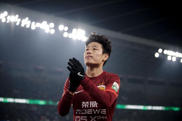 蜂鸟电竞官方-6场7球领跑中超射手榜!海港打硬仗还要看武磊