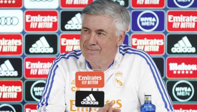 蜂鸟竞技官网-安切洛蒂:不排除轮换核心 卡塞米罗可能出任中卫