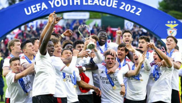 蜂鸟电竞平台-事不过四 本菲卡夺欧青联赛冠军 古特曼诅咒过期？